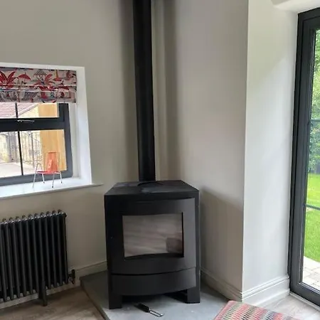 Richmond Hill Markington