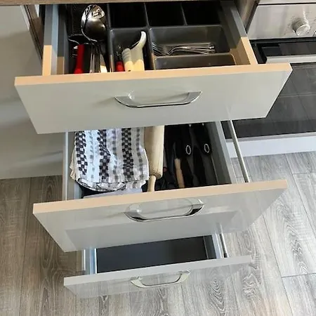 Richmond Hill Markington